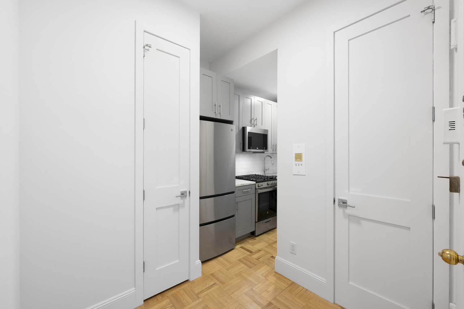 132 W 80TH Street 4R