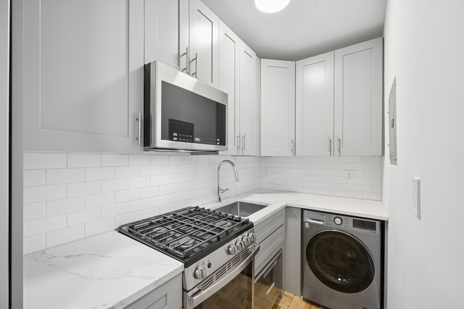 132 W 80TH Street 4R