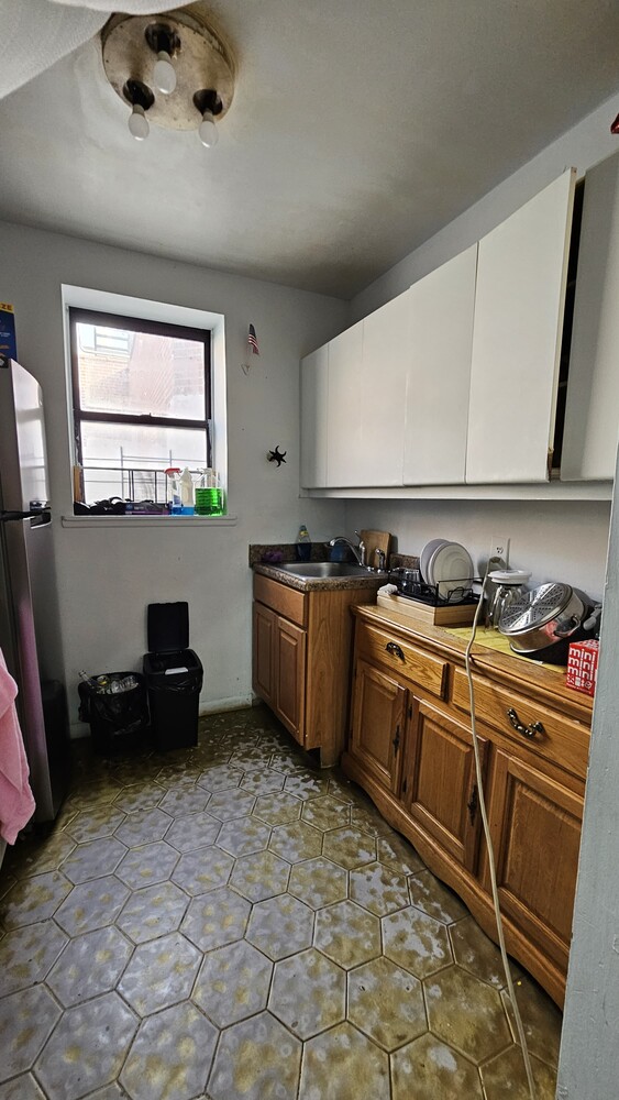 319 E 105TH Street 6B