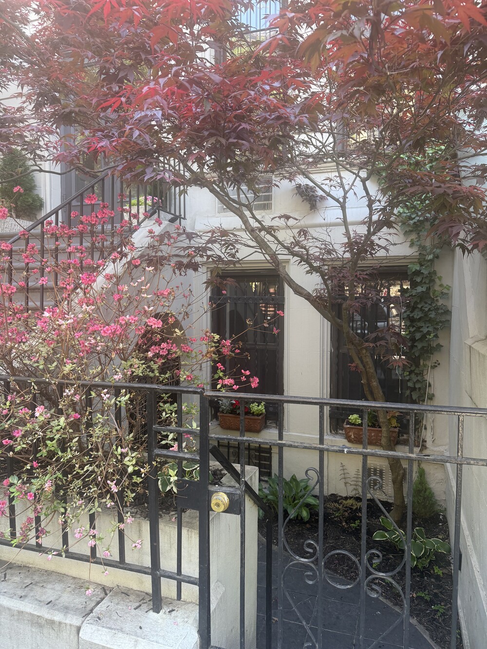 134 W 80TH Street PARLOR
