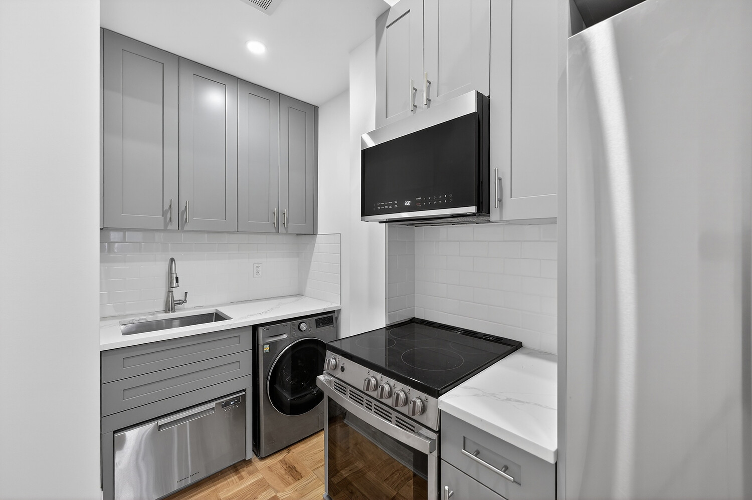 62 W 87TH Street 1F