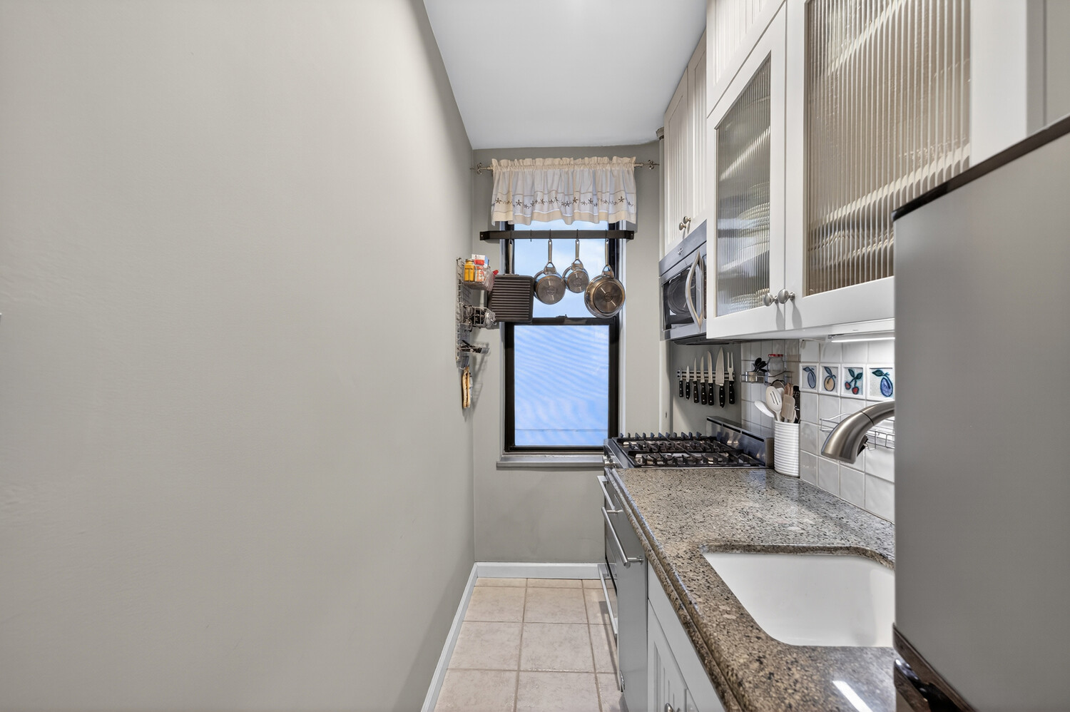 210 W 103RD Street 5B