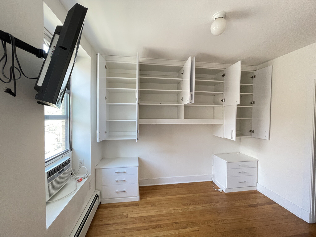 305 W 150TH Street 404