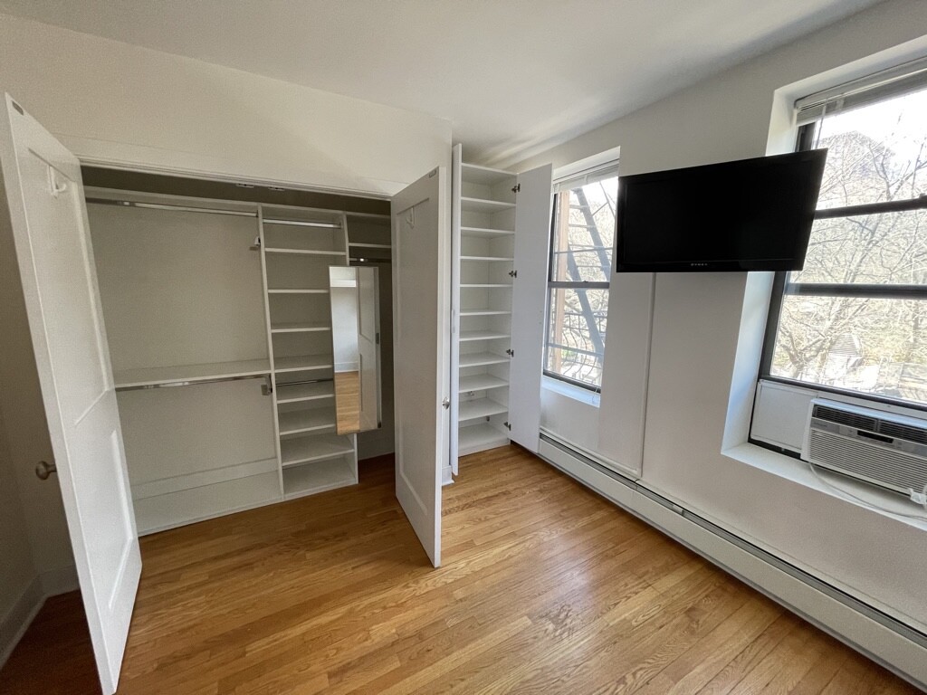 305 W 150TH Street 404