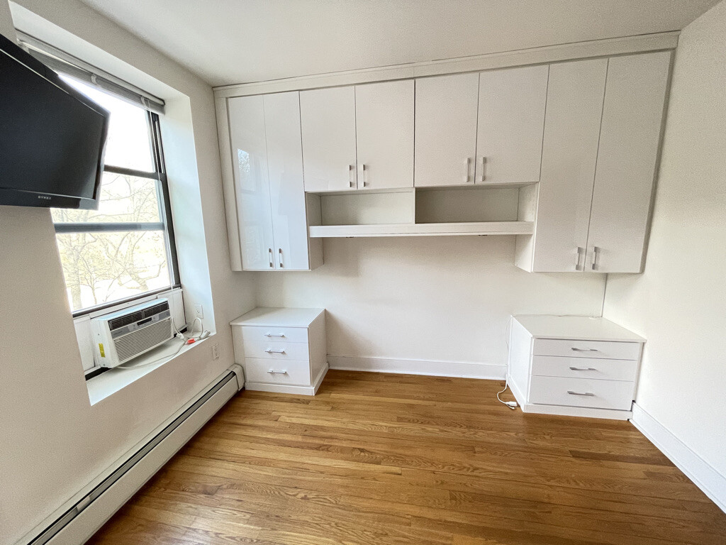 305 W 150TH Street 404