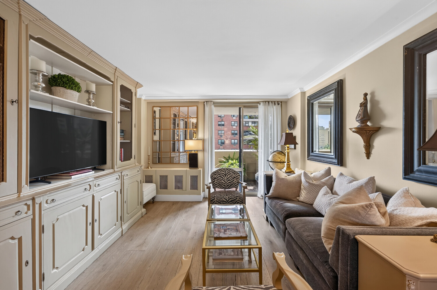 100 W 94TH Street 8D