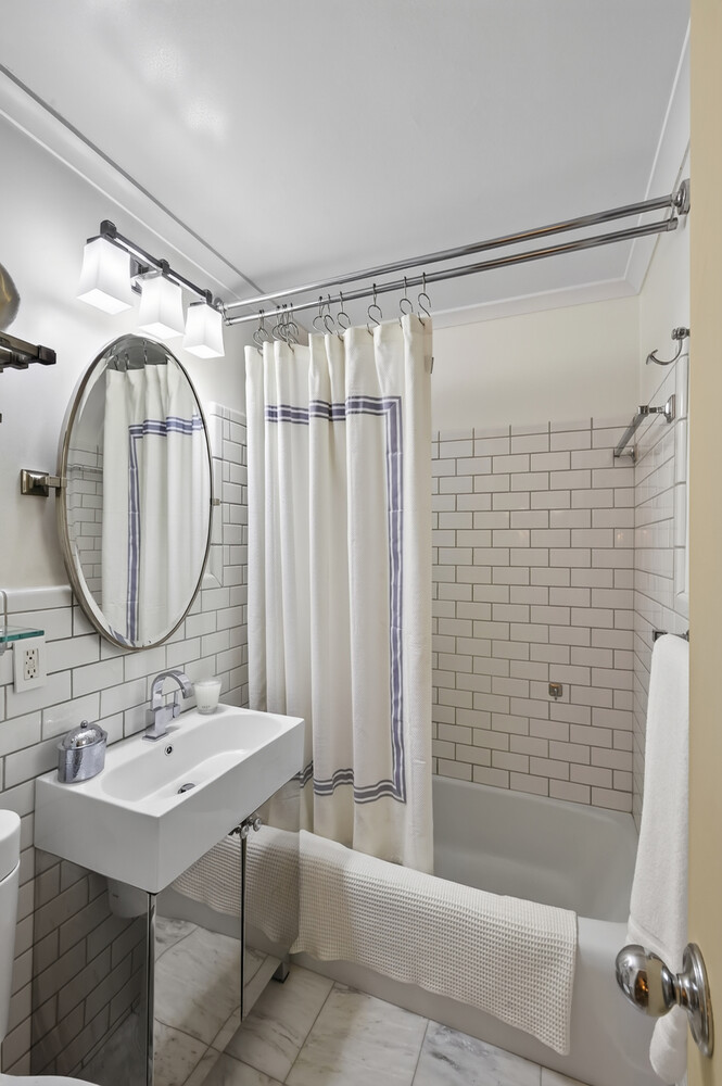 100 W 94TH Street 8D