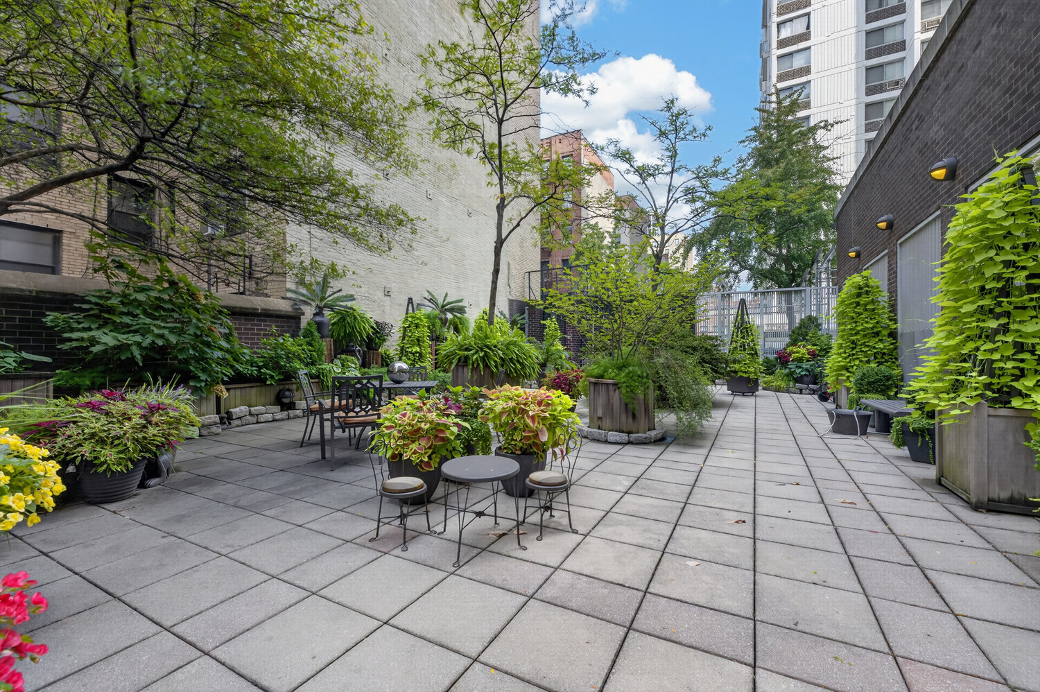 100 W 94TH Street 8D