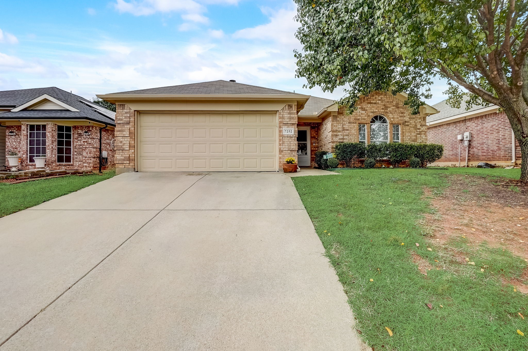 7252 Decoy Lane