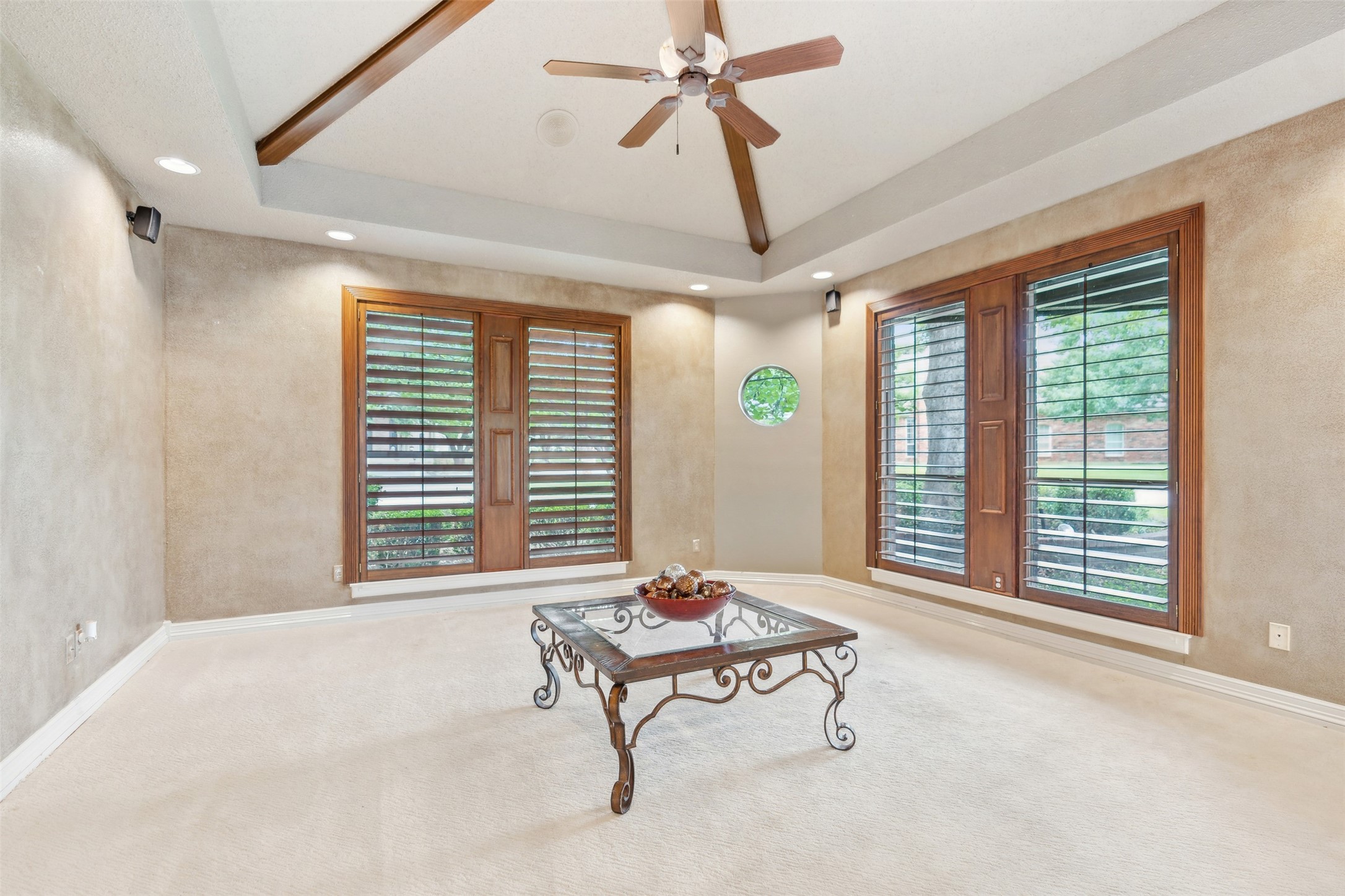 4801 Green Oaks Drive