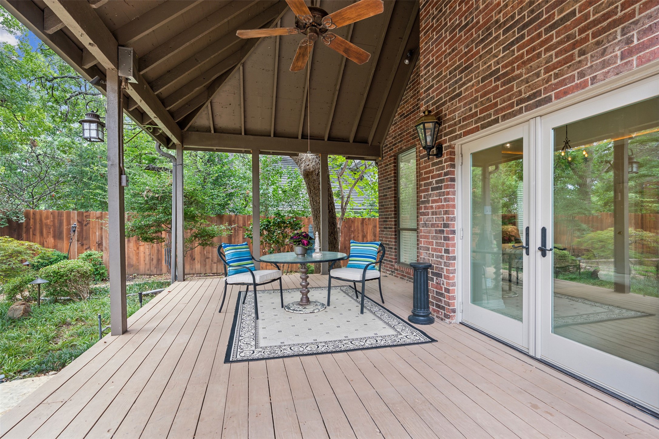 4801 Green Oaks Drive