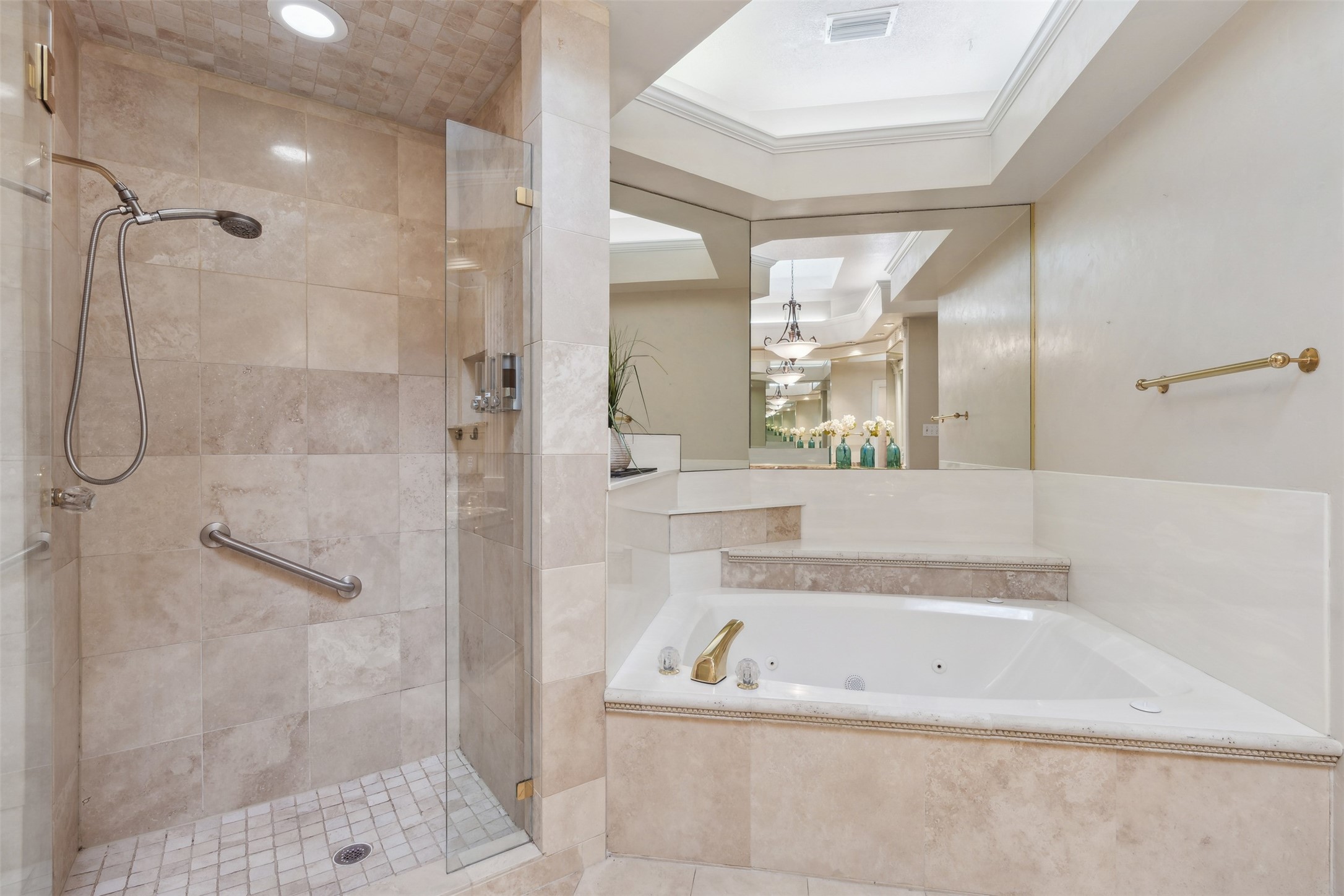 4801 Green Oaks Drive