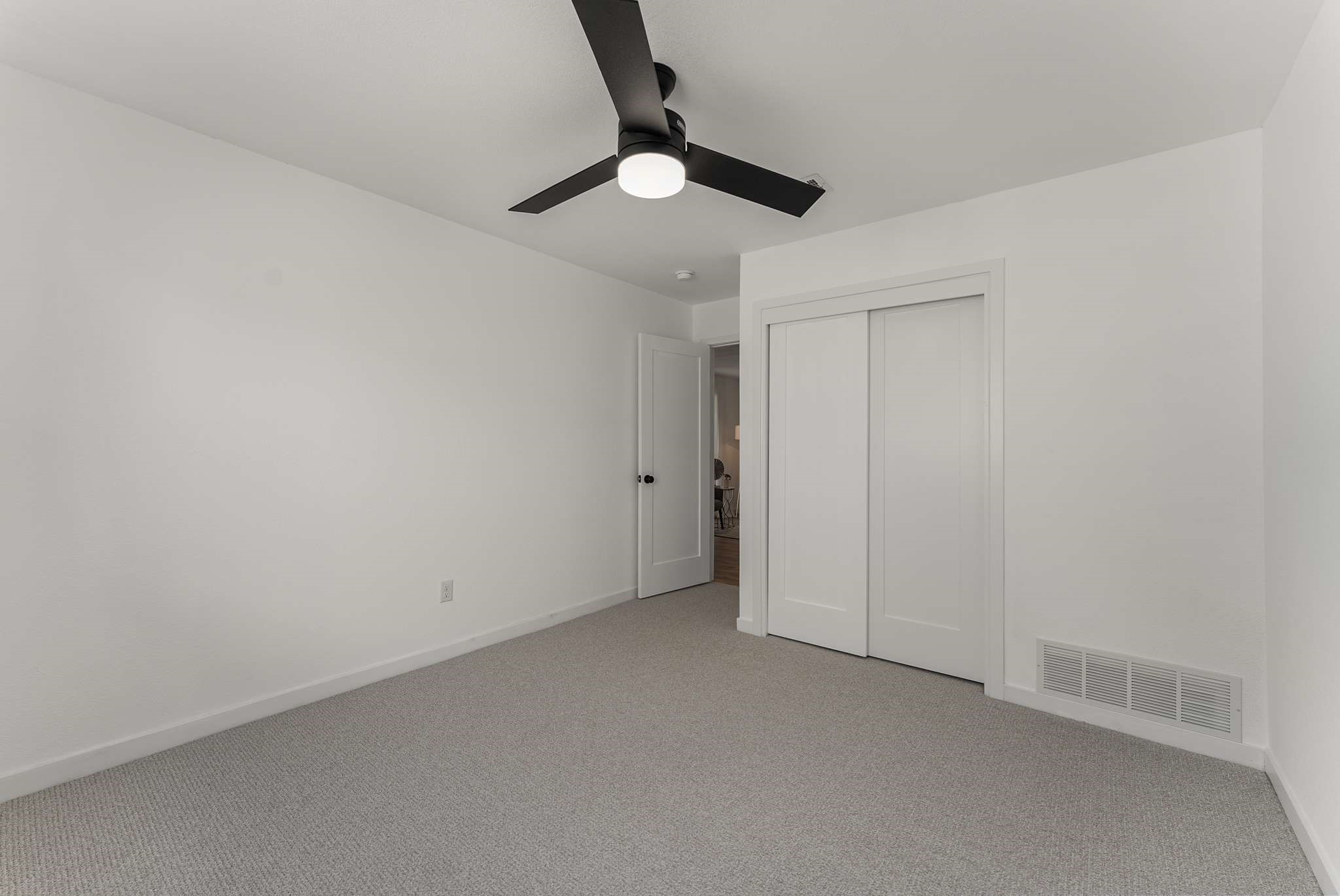 2837 Lago Vista Loop