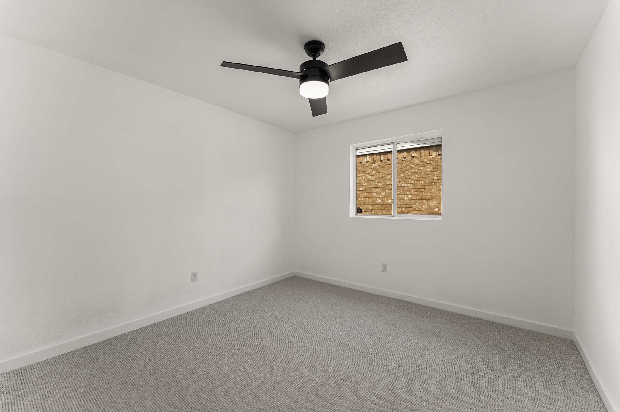2837 Lago Vista Loop