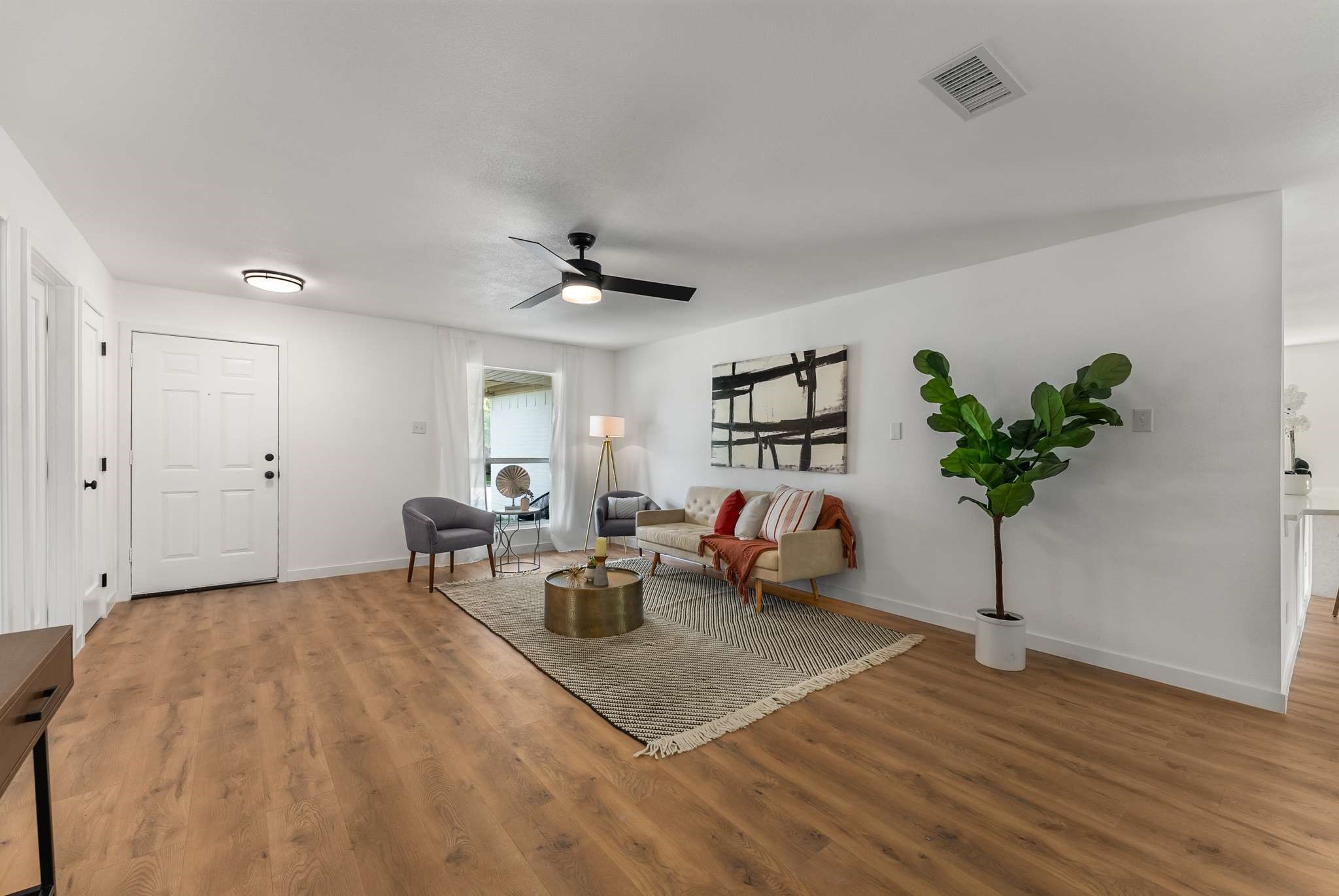2837 Lago Vista Loop