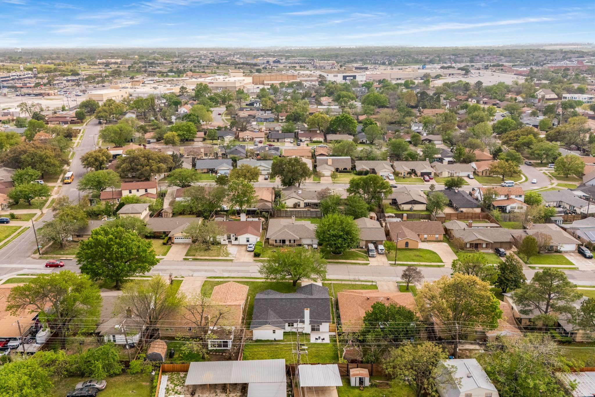 2837 Lago Vista Loop