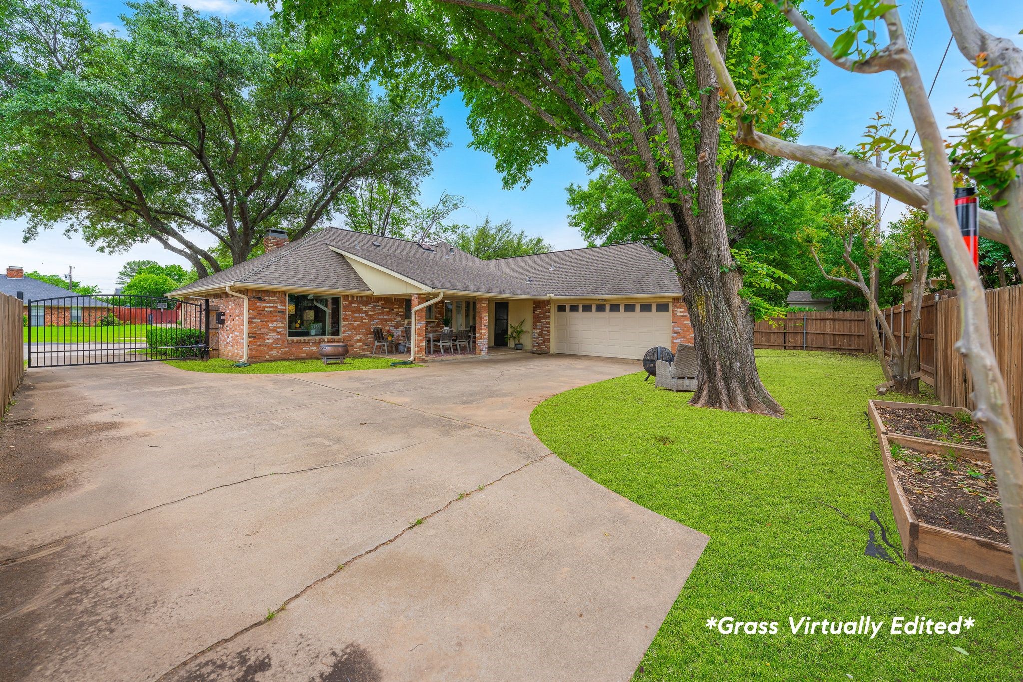 3809 Runge Court E