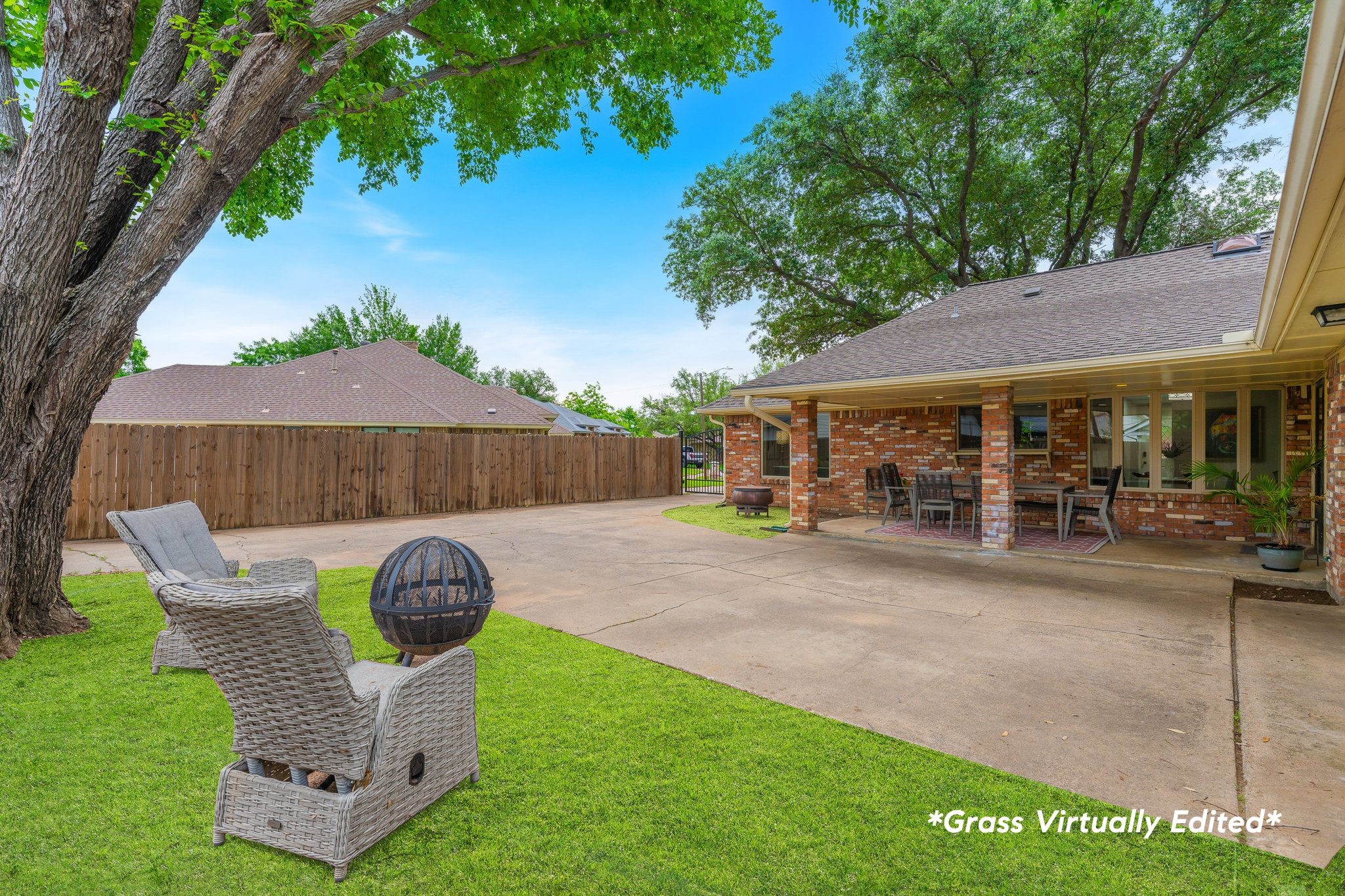 3809 Runge Court E