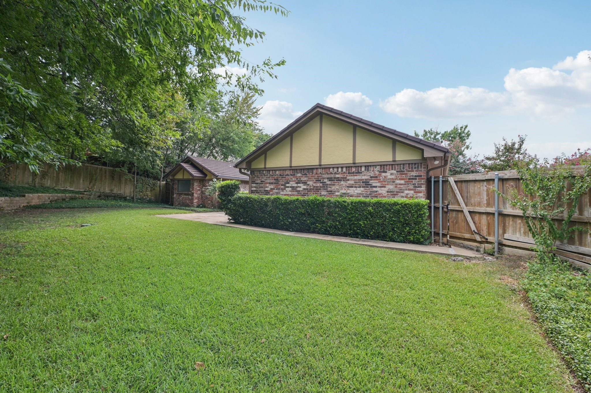 3911 Windermere Drive