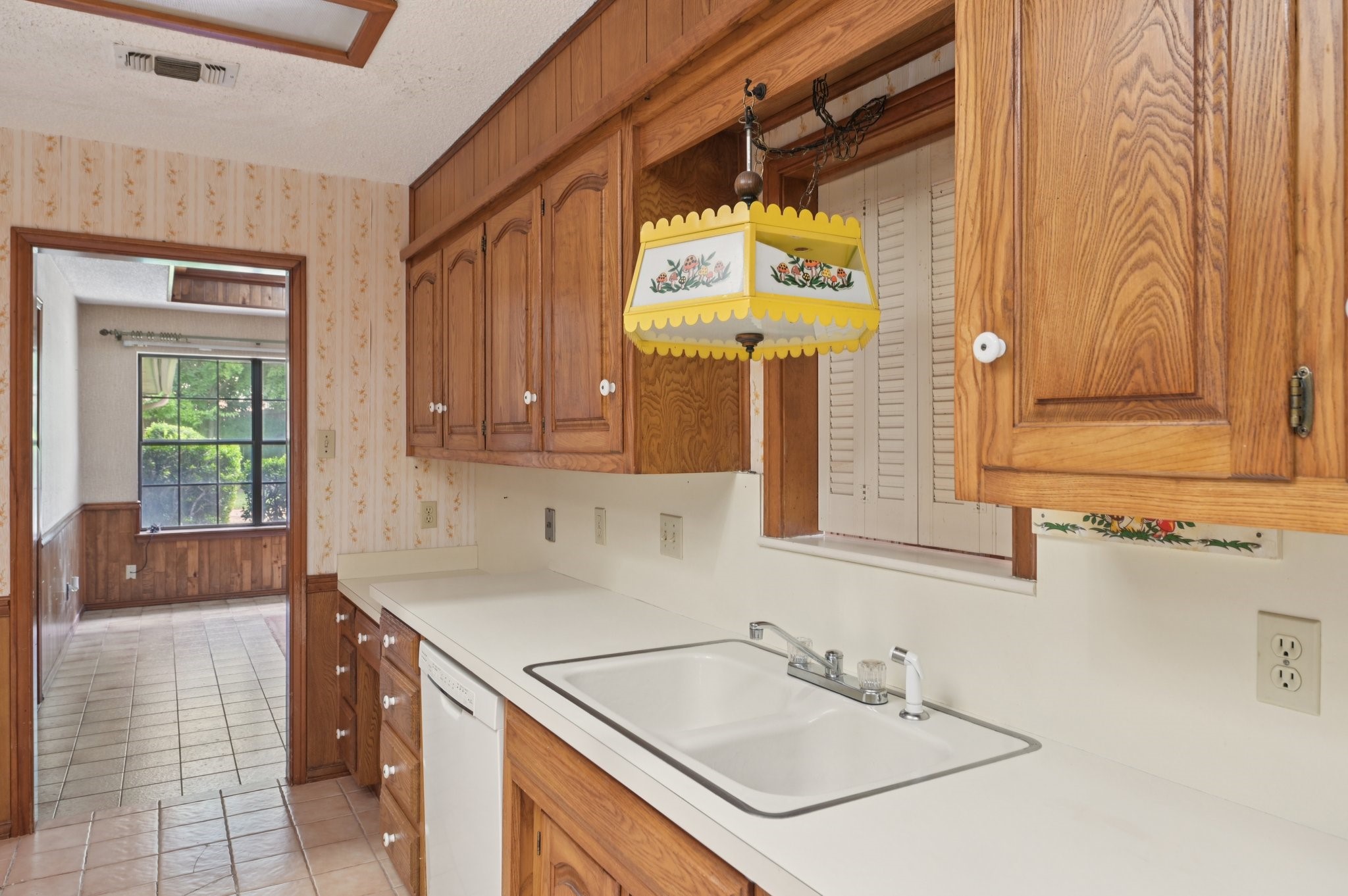 3911 Windermere Drive