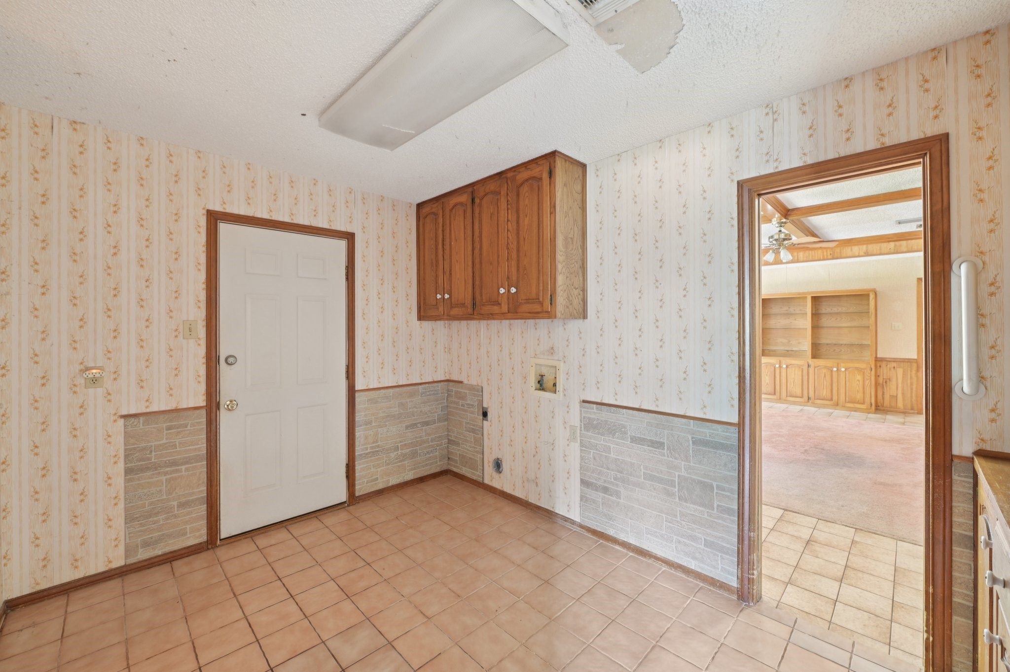 3911 Windermere Drive