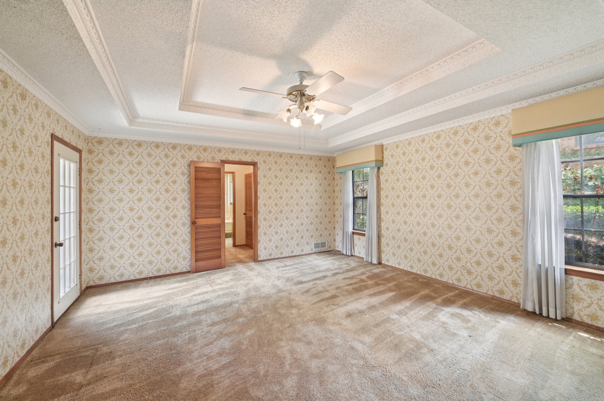 3911 Windermere Drive