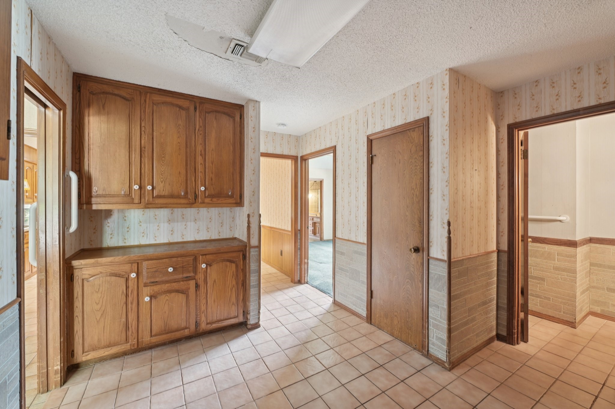 3911 Windermere Drive