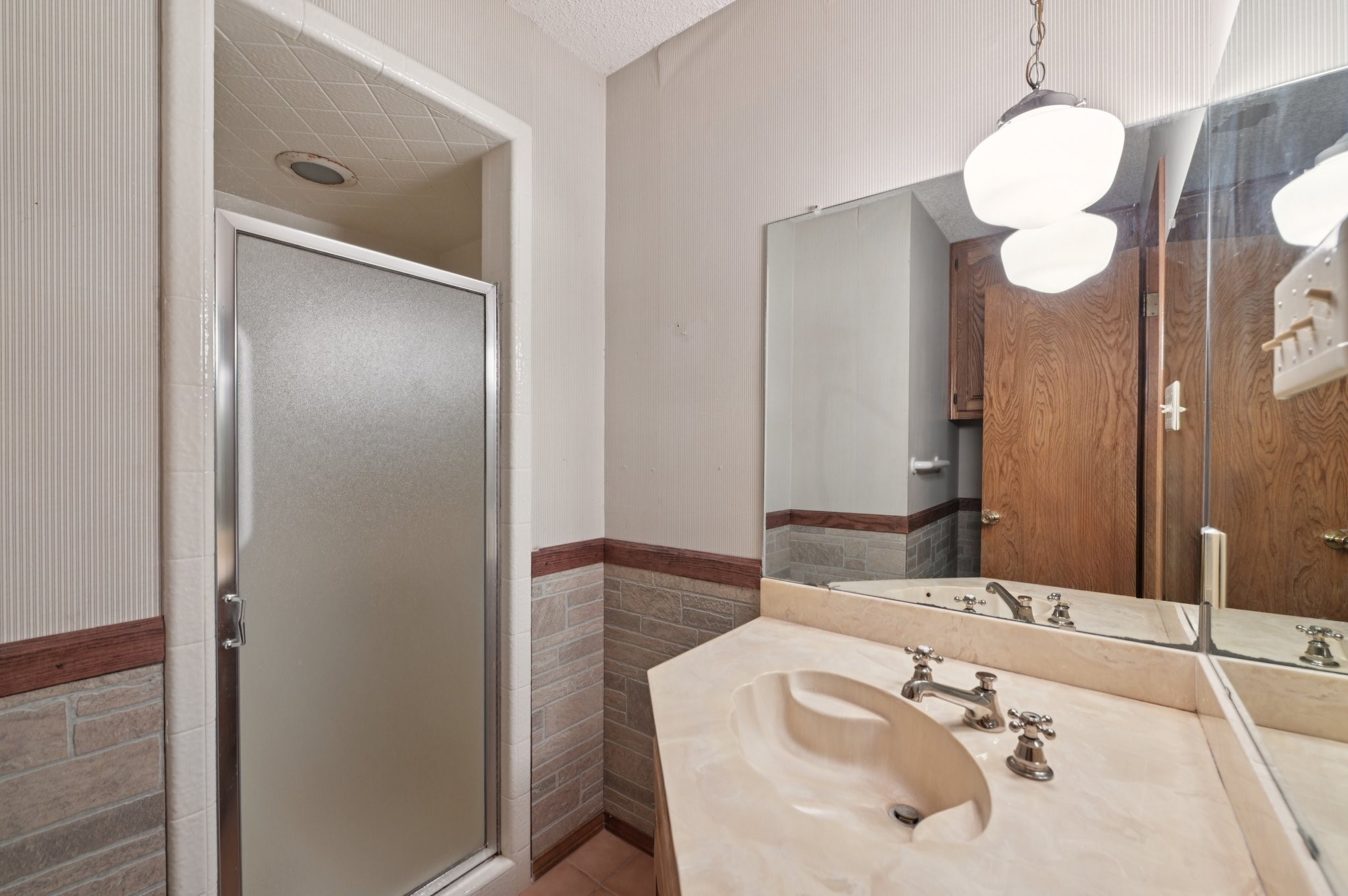 3911 Windermere Drive