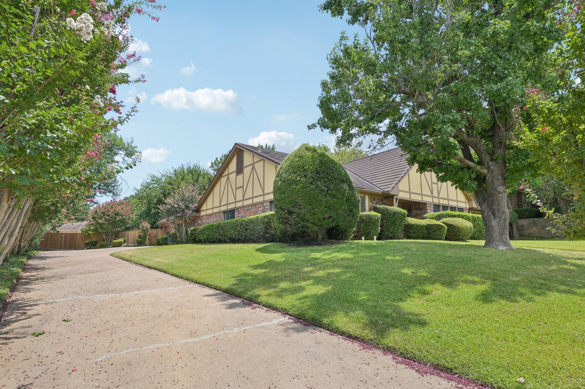 3911 Windermere Drive