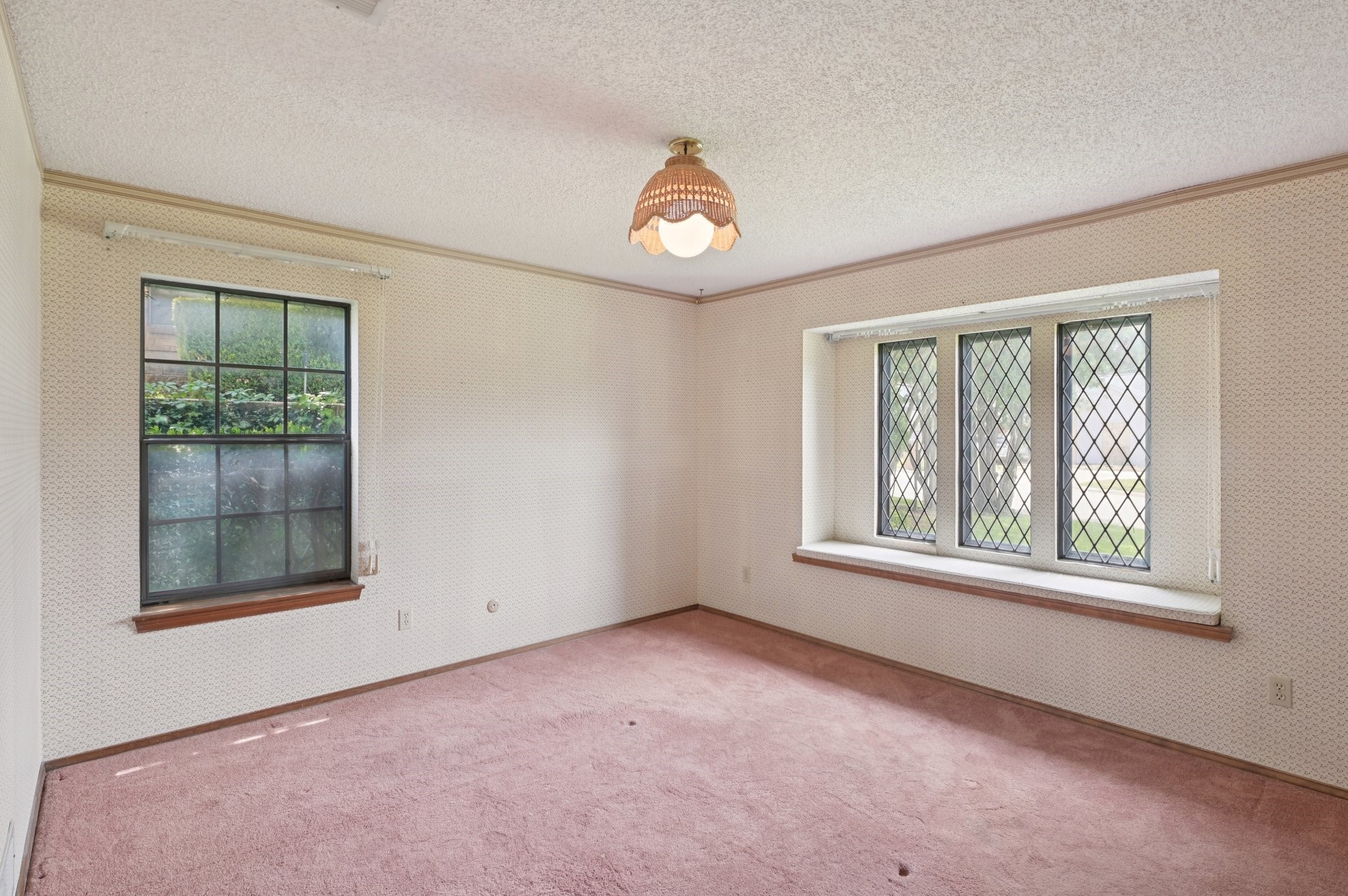 3911 Windermere Drive