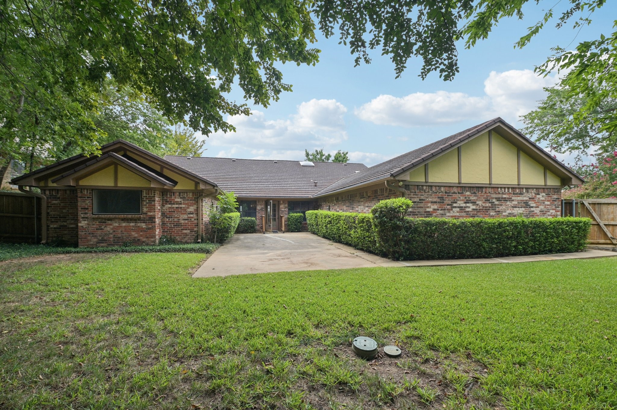 3911 Windermere Drive