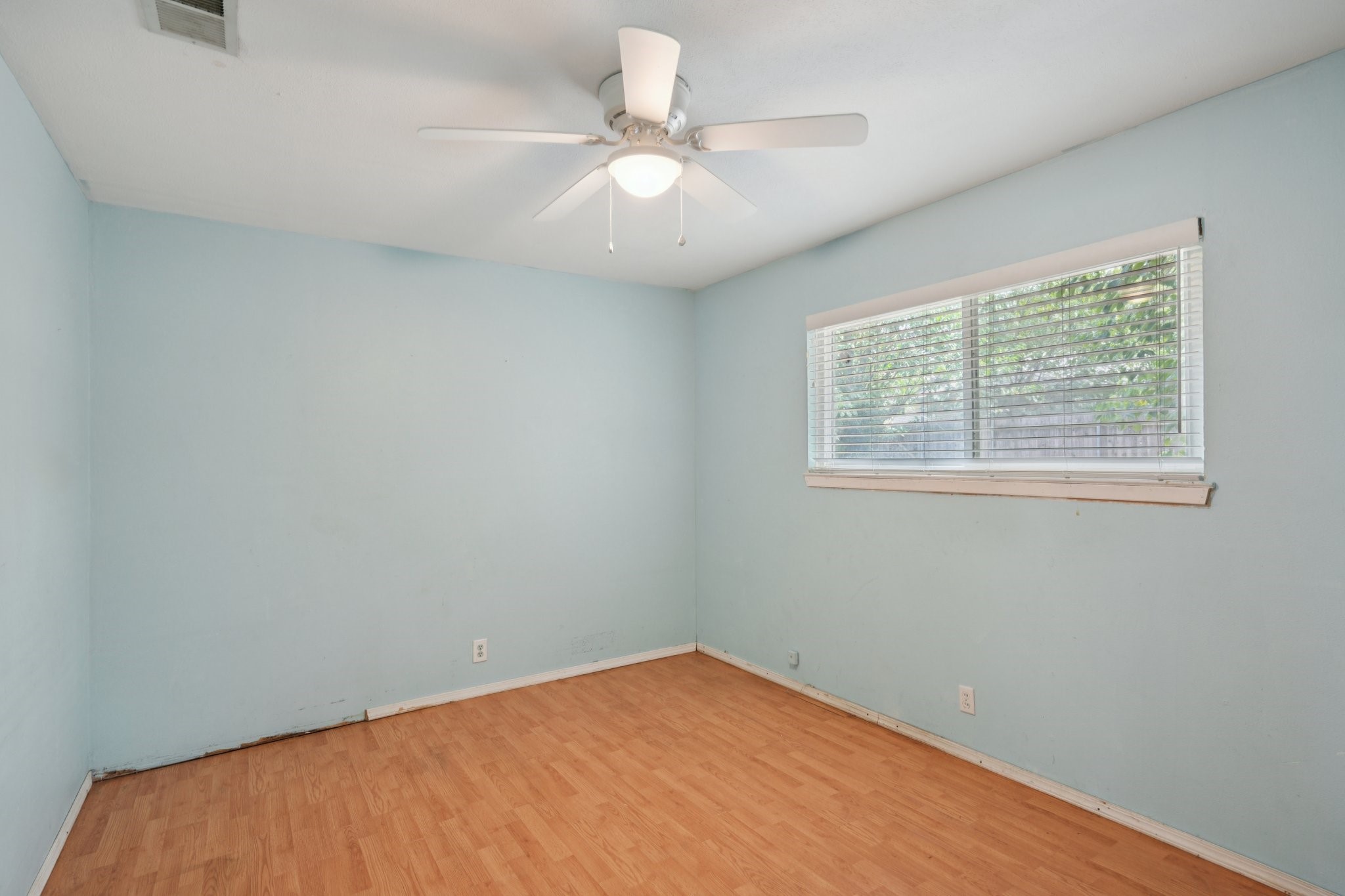 212 Hedgerow Lane