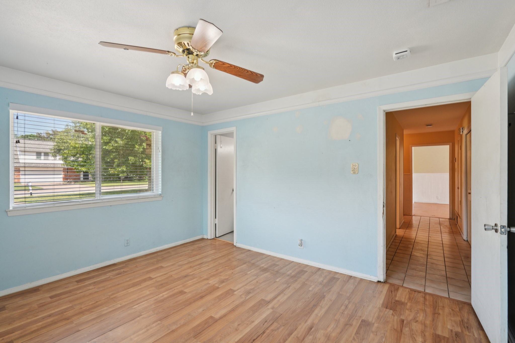 212 Hedgerow Lane