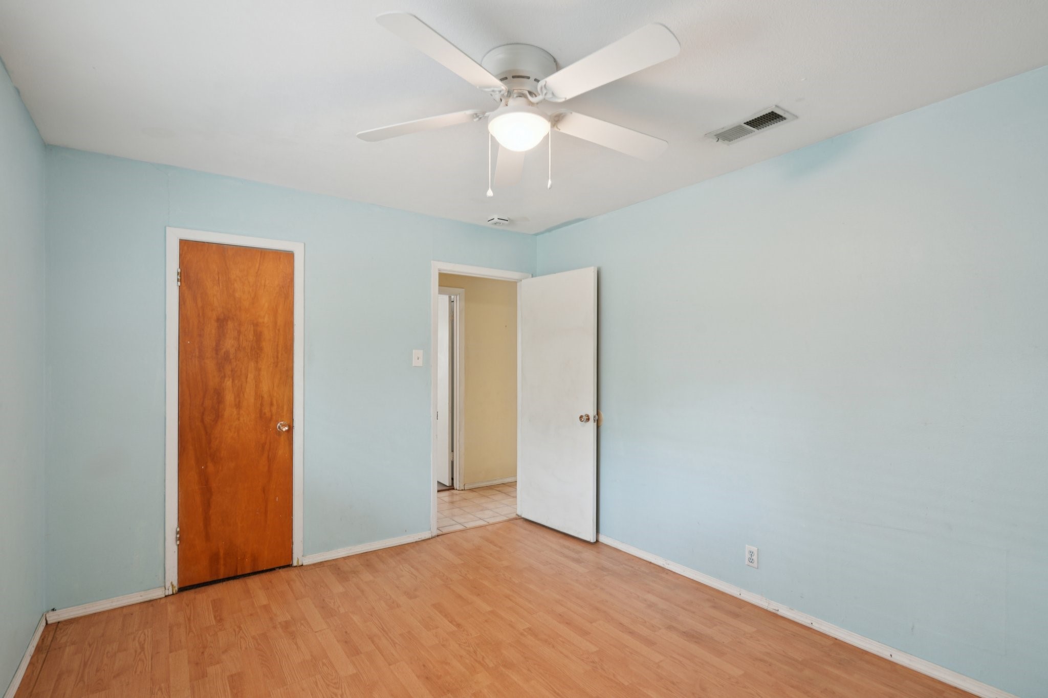 212 Hedgerow Lane