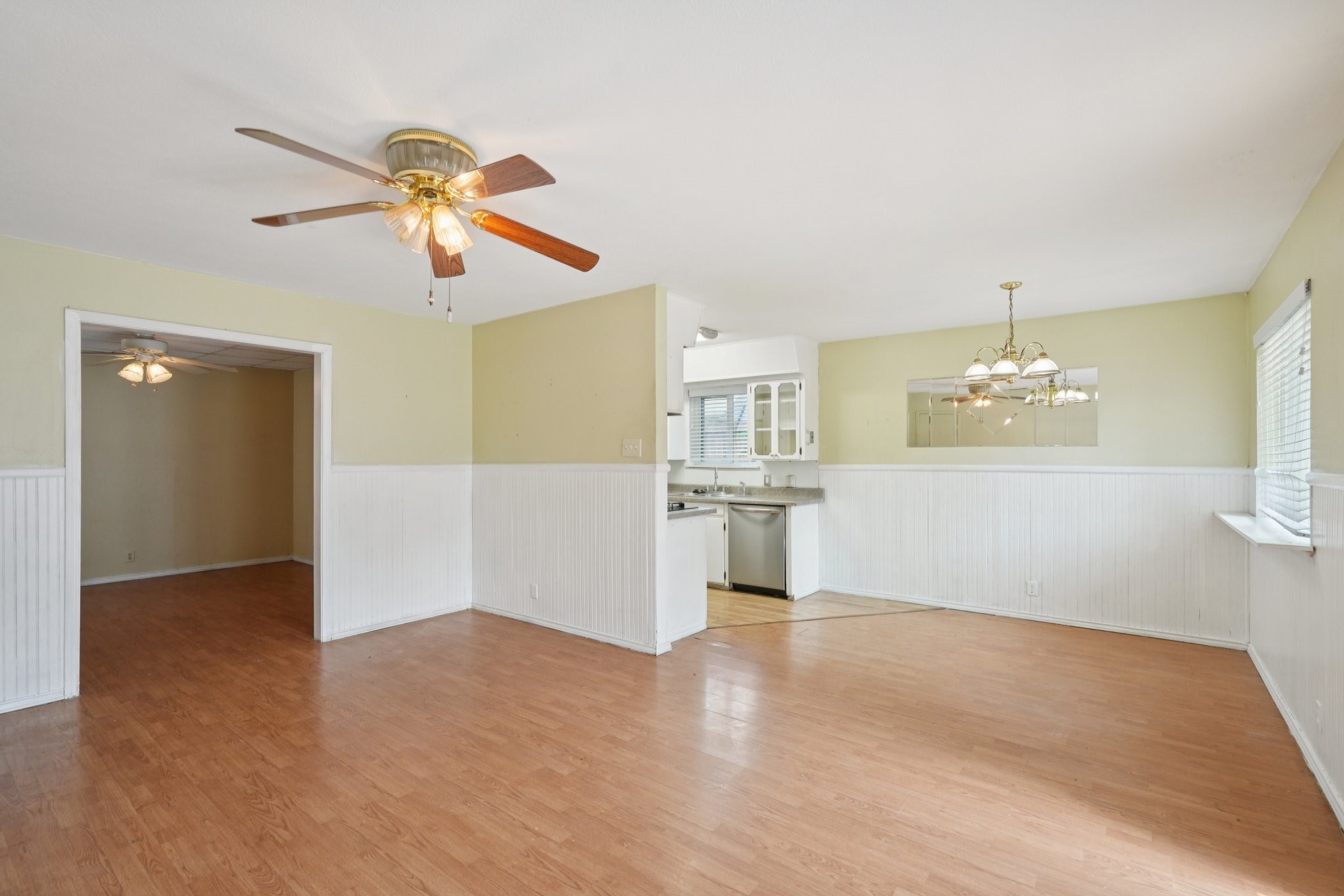 212 Hedgerow Lane