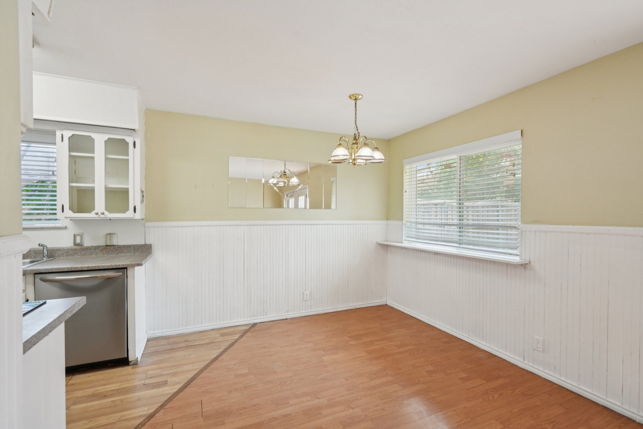 212 Hedgerow Lane