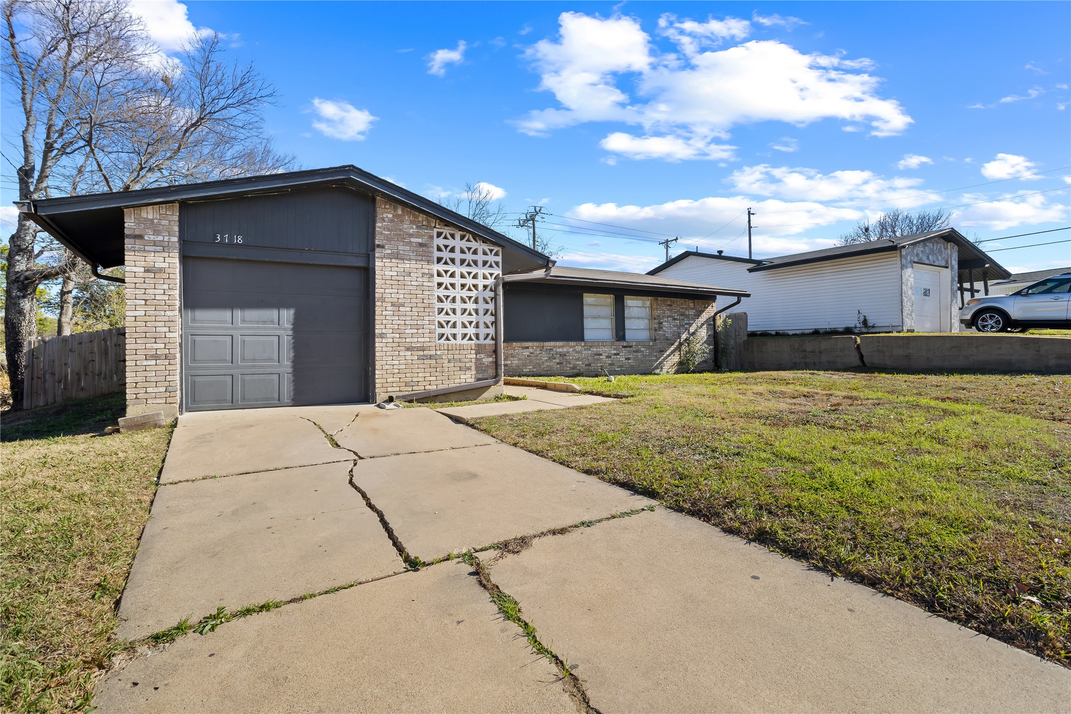 3718 Yellowstone Street