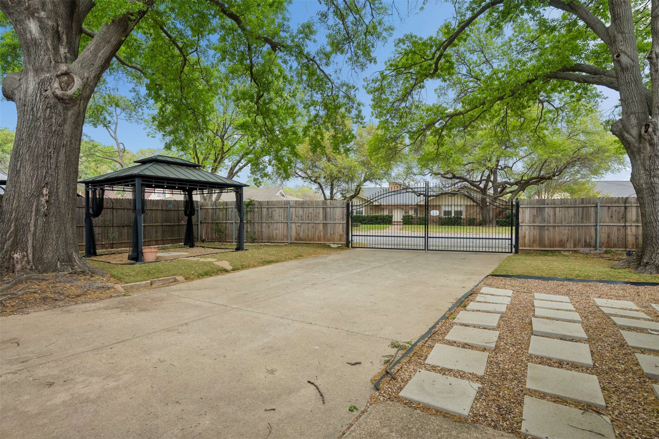 17 Lincolnshire Circle