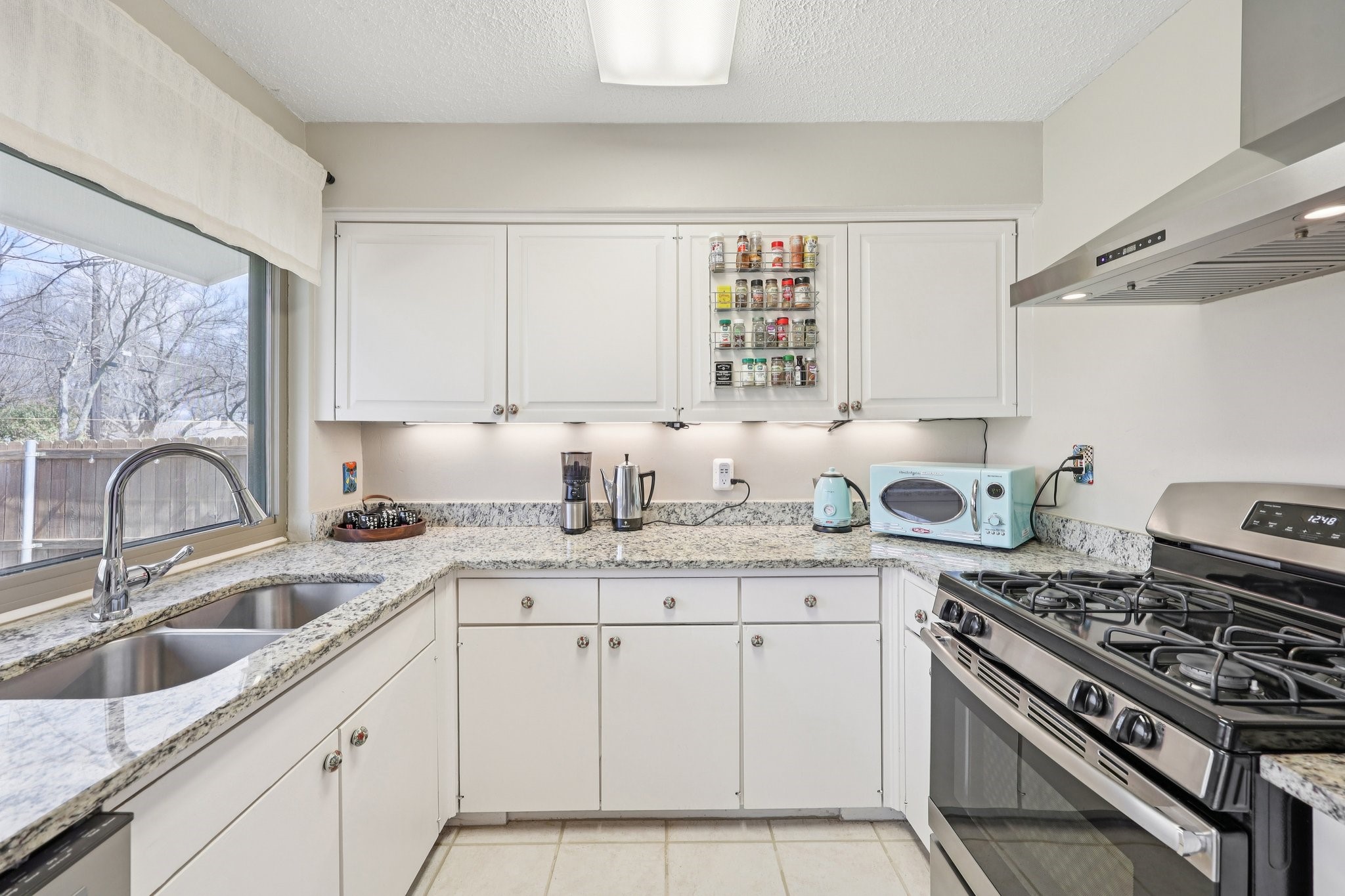 3209 Sharon Circle