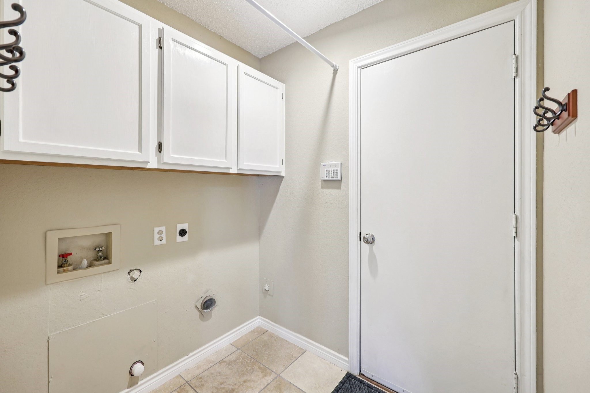 2209 Sheffield Court