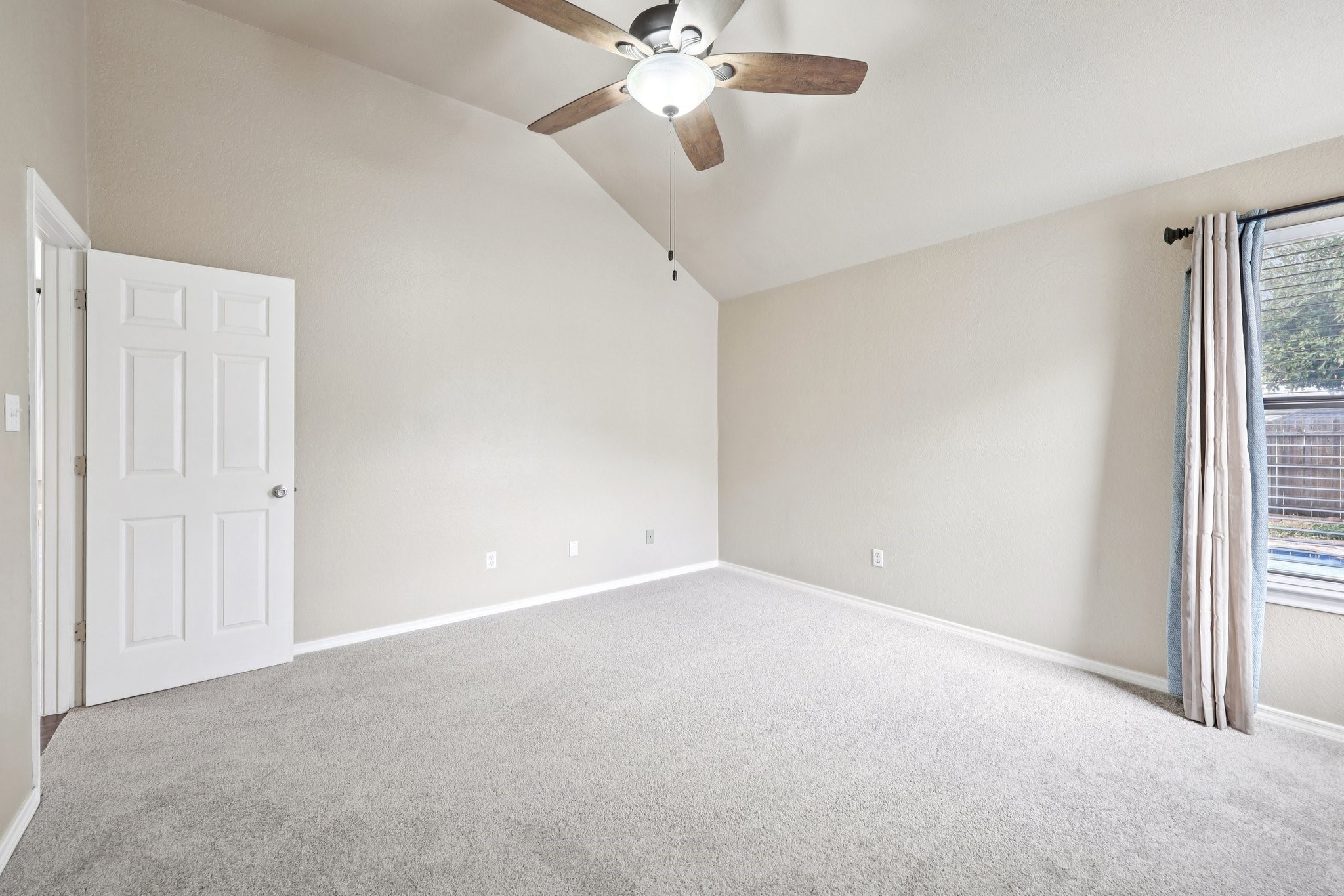 2209 Sheffield Court