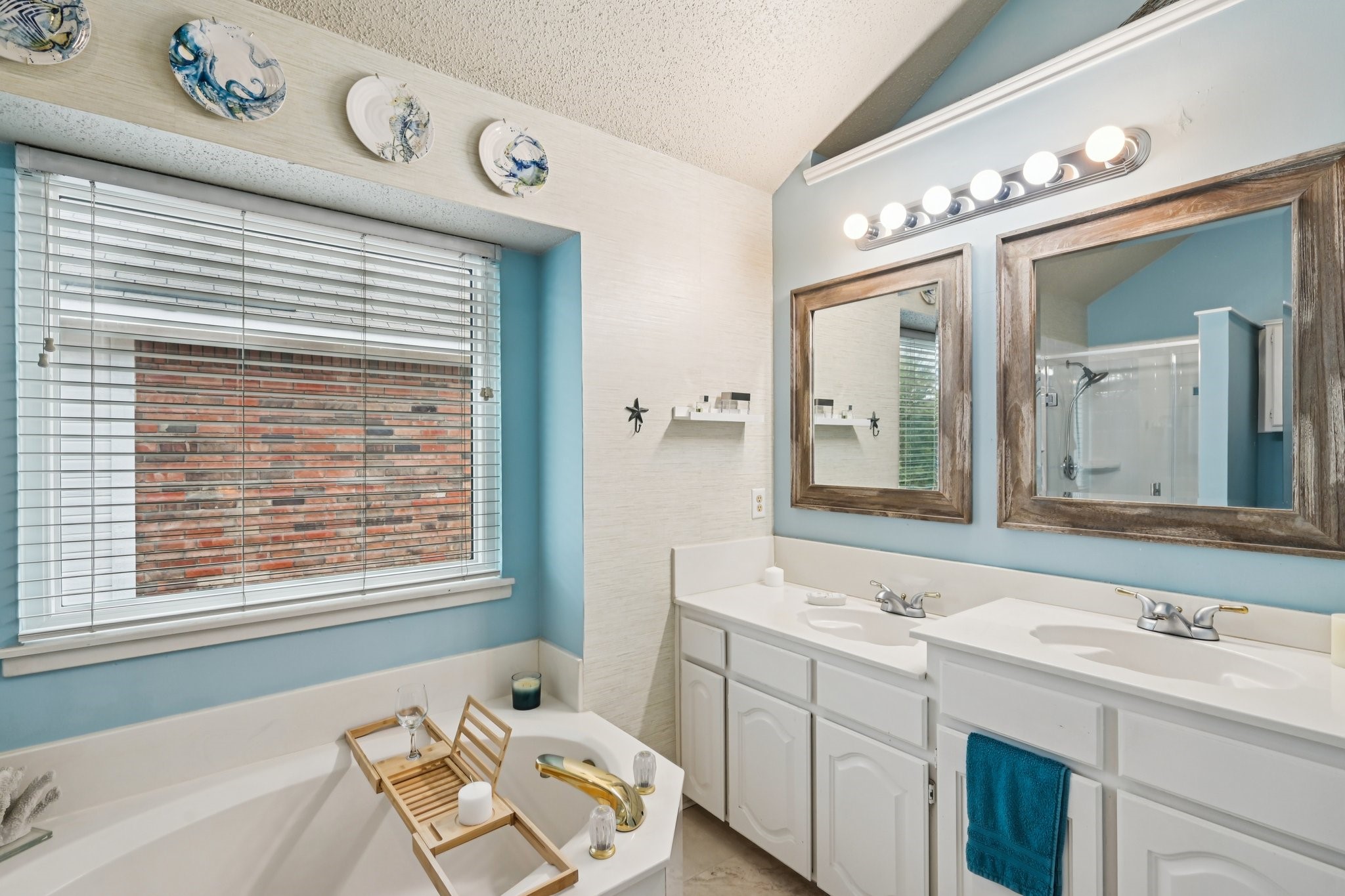 2047 Wanderlust Drive