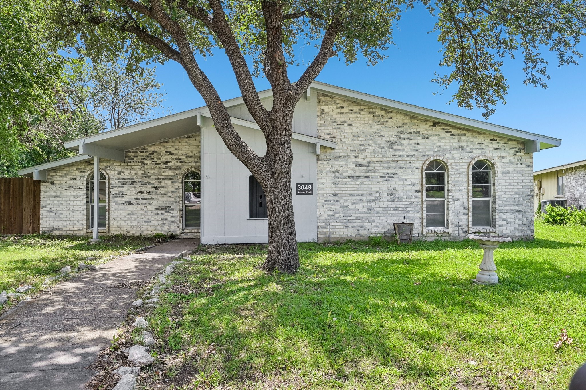 3049 Ravine Trail