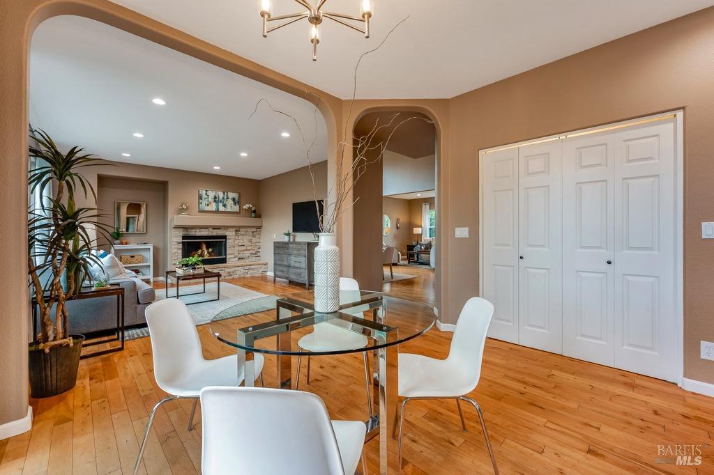 7580 Meadowlark Dr