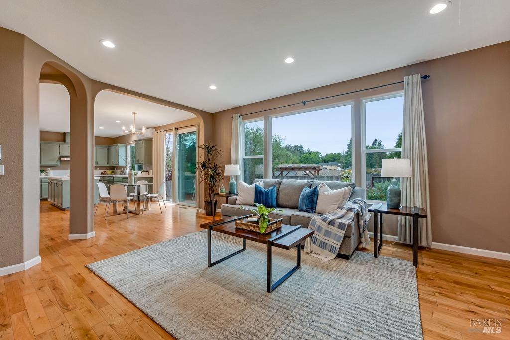 7580 Meadowlark Dr