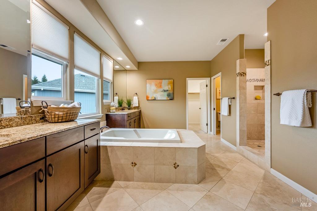 7580 Meadowlark Dr