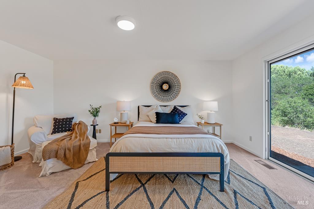 7555 Occidental Road