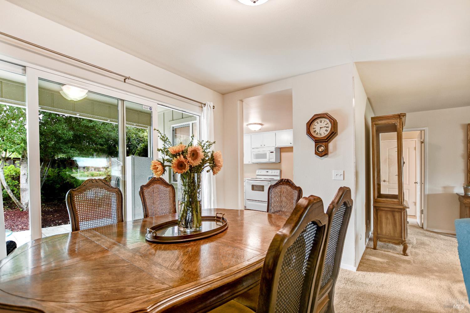 284 Valley Oaks Drive