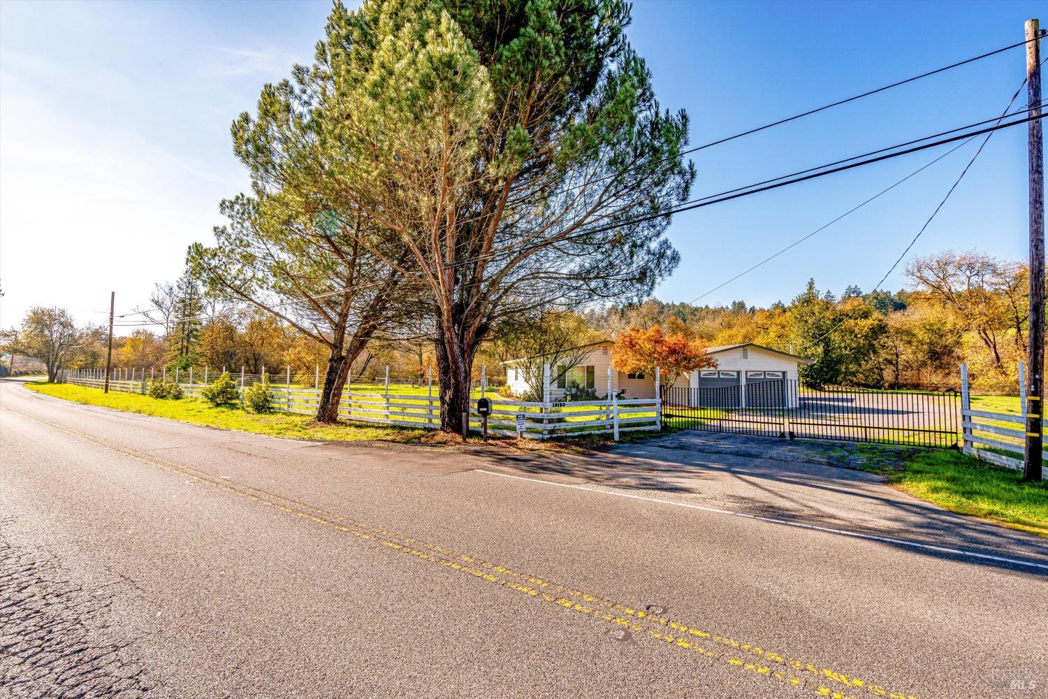 13180 Bodega Highway