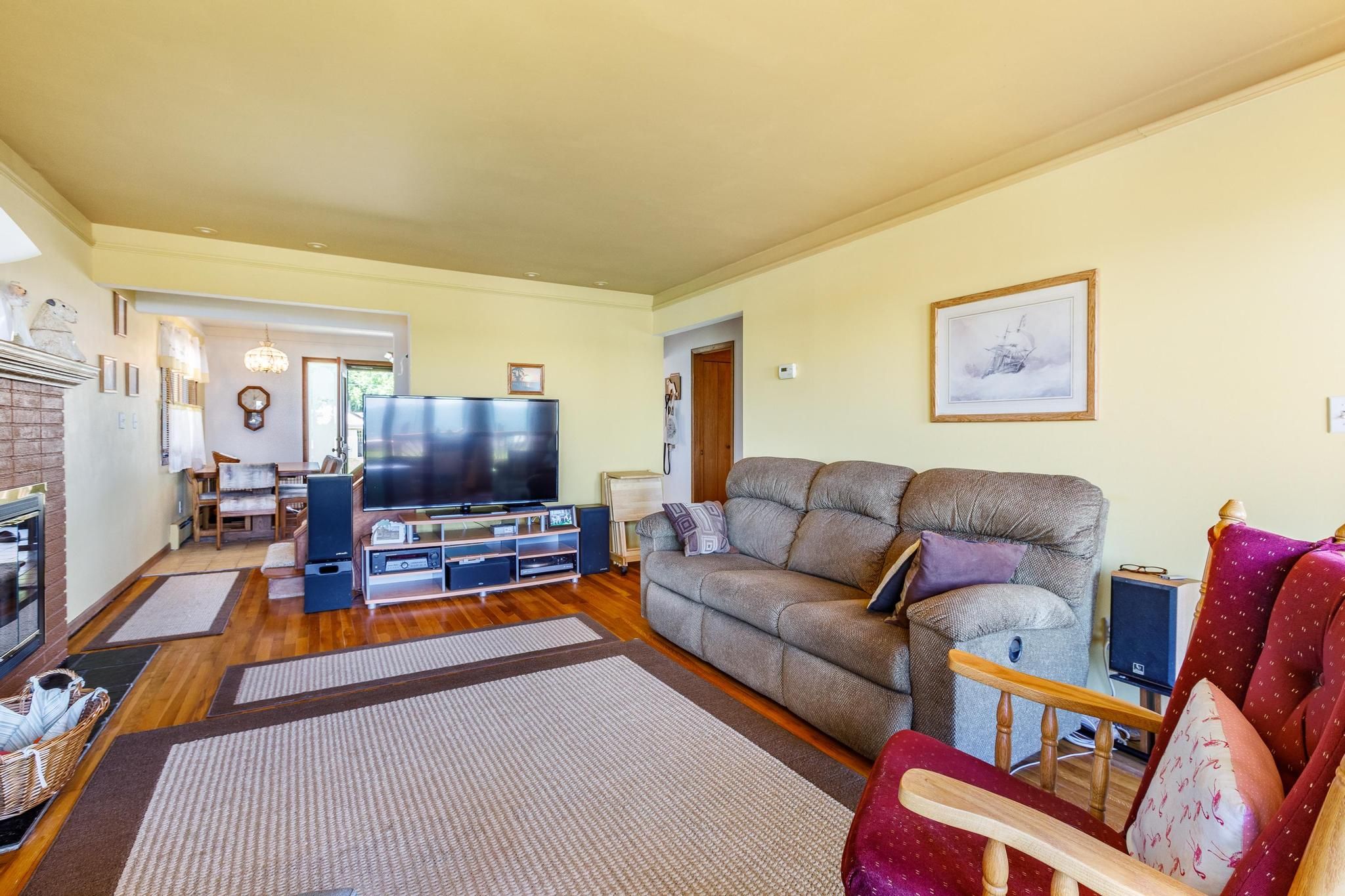 49354 Bay Lane